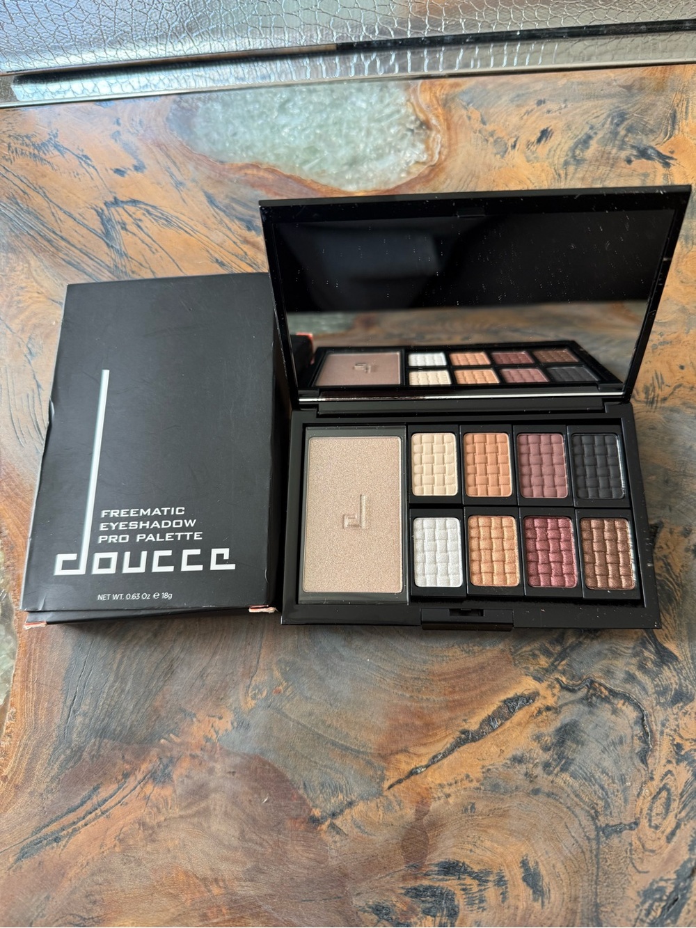 Doucce Eyeshadow Palette—Taupe, Champagne & Bronze Shades. New, unopened.